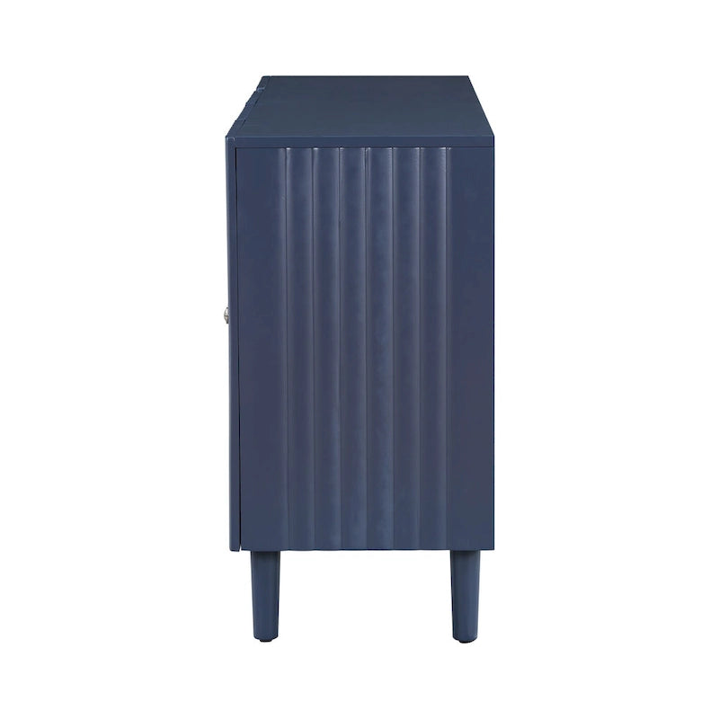 Elegante aparador de cuatro puertas con puertas de diseño ondulado, patas cilíndricas y elegantes tiradores metálicos, ajustable, para sala de estar
