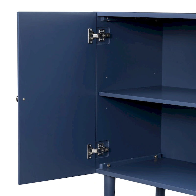 Elegante aparador de cuatro puertas con puertas de diseño ondulado, patas cilíndricas y elegantes tiradores metálicos, ajustable, para sala de estar