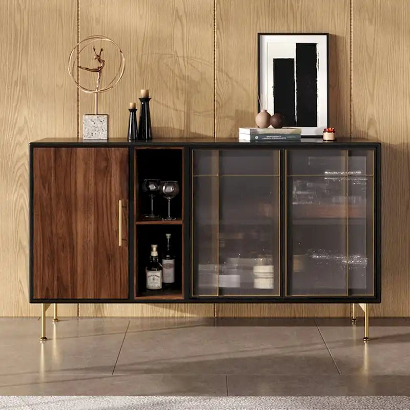 Buffet moderniste de 55.12 pouces à 3 portes, doté d’un cadre multicouche en bois massif et d’un placage en noyer ; livré entièrement assemblé.
