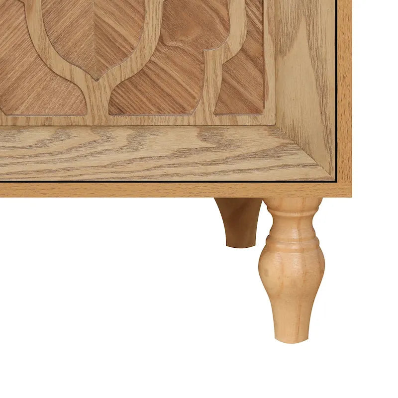 Armario grande de almacenamiento con puerta de flores talladas y manija de metal, ideal para la sala, la cocina y la entrada